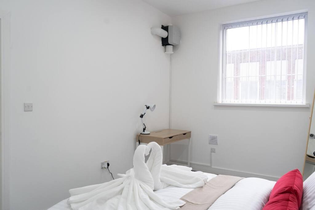 Stylish 1 Bed Apartment In Newly Refurbished Building W/ Parking & Wi-Fi Birmingham Exterior photo